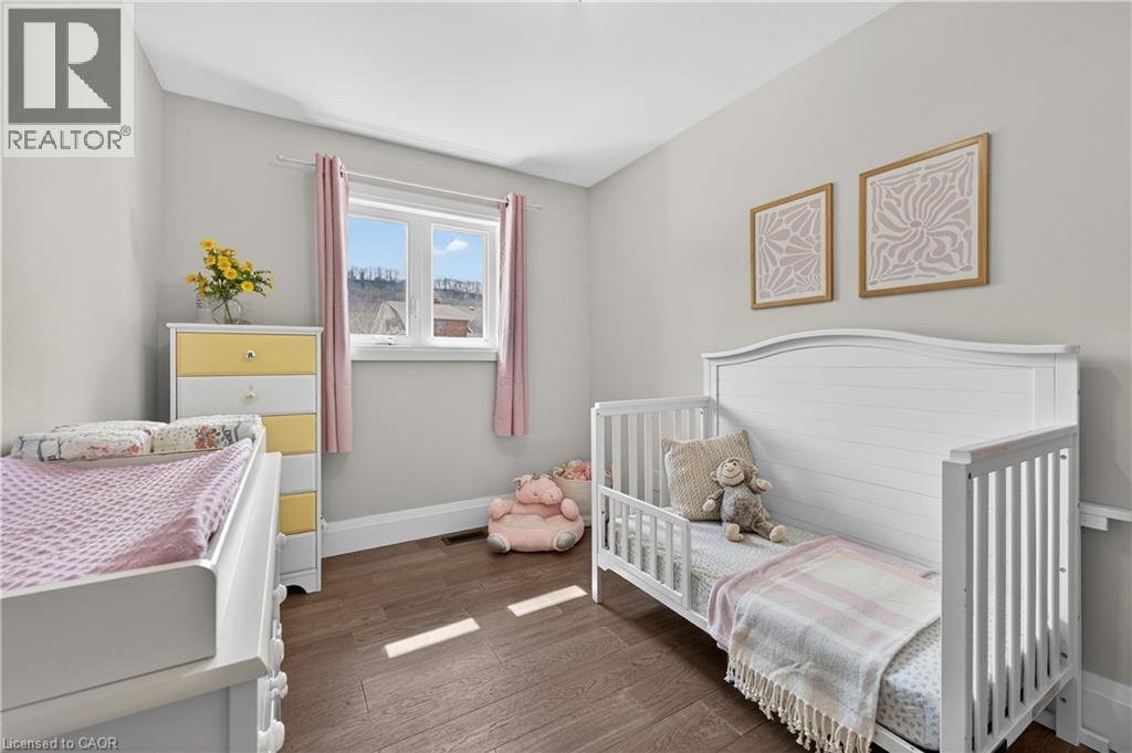 22 HAZELWOOD Avenue, Grimsby, Ontario, L3M1K1 — Photo 18