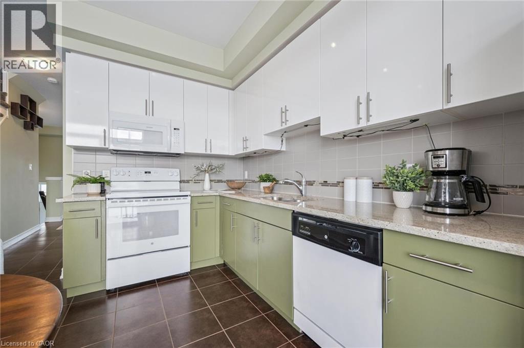 342 MILL Street Unit# 10, Kitchener, Ontario, N2M0A4 — Photo 11