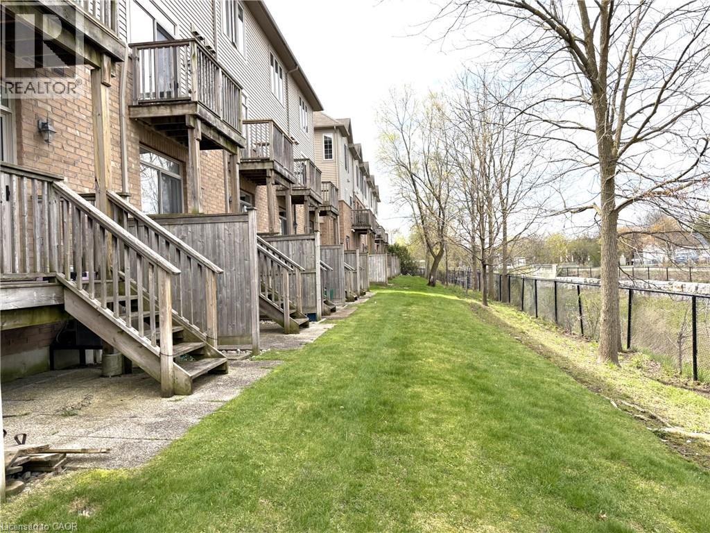 342 MILL Street Unit# 10, Kitchener, Ontario, N2M0A4 — Photo 28