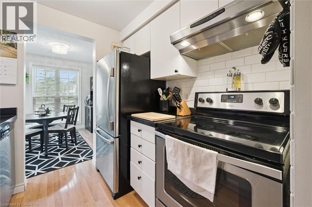 465 WOOLWICH Street Unit# 1, Waterloo, Ontario, N2K3S4 — Photo 8