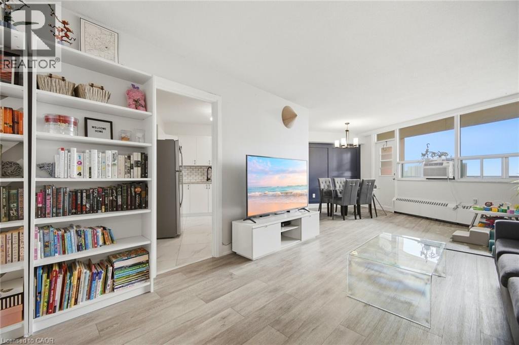 451 THE WEST MALL Unit# 815, Toronto, Ontario, M9C1G1 — Photo 11
