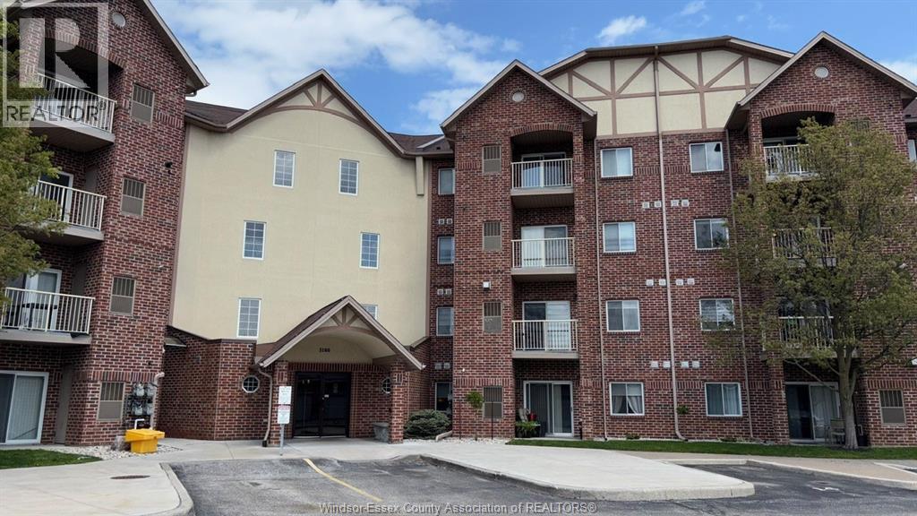 3160 WILDWOOD Unit# 320, Windsor, Ontario, N8R1Z3 — Photo 2