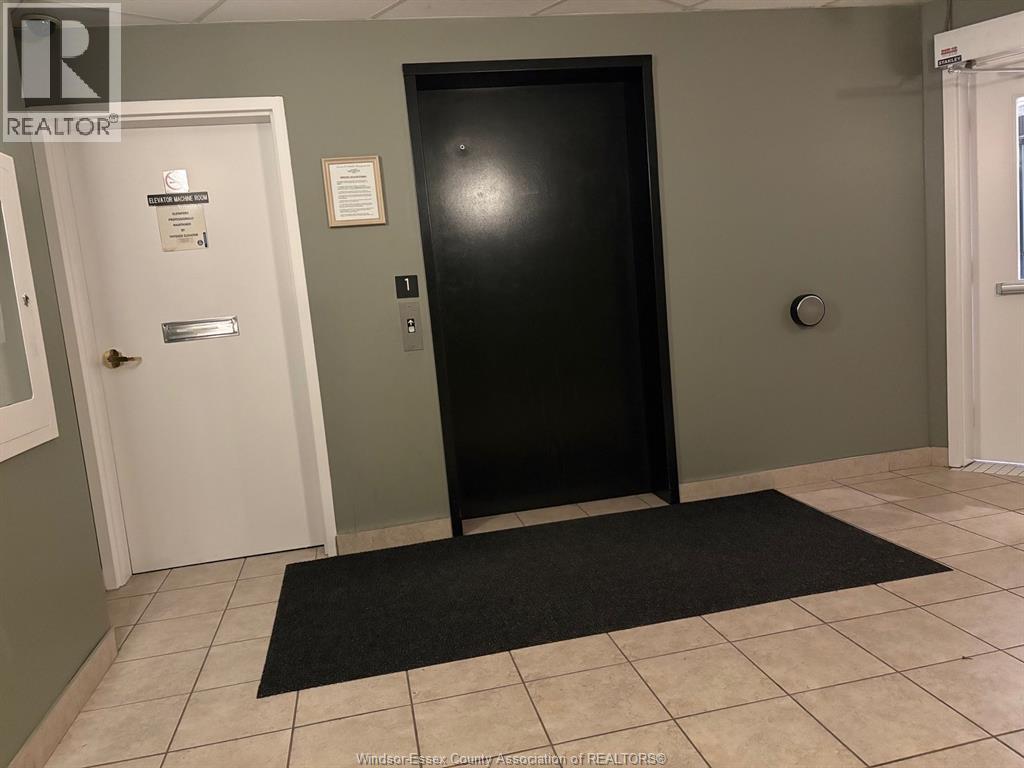 3160 WILDWOOD Unit# 320, Windsor, Ontario, N8R1Z3 — Photo 5