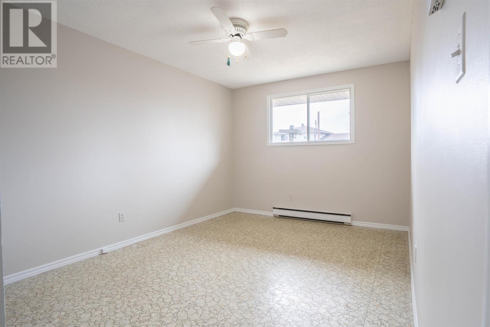 109 Pozzebon CRES, Sault Ste. Marie, Ontario, P6C6B4 — Photo 14