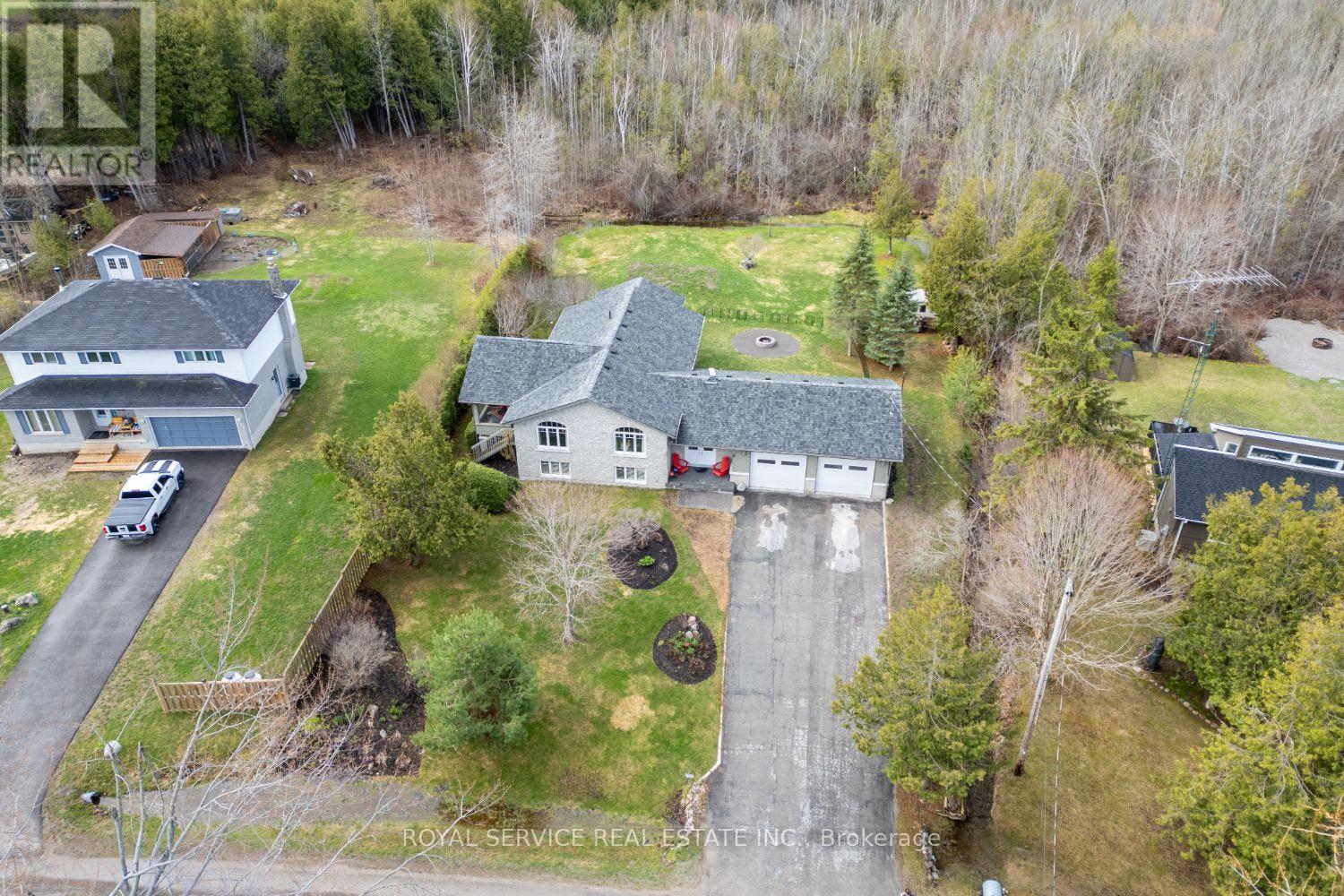 821 KIMBERLY DRIVE - Image 2