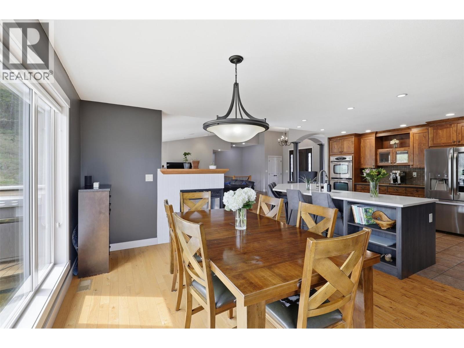 2001 HUGH ALLAN Drive - 22