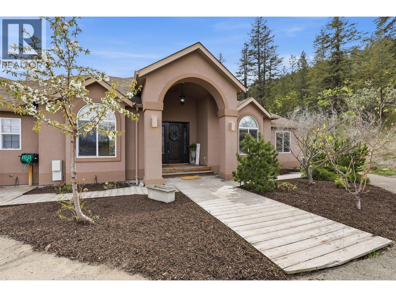 2001 HUGH ALLAN Drive - 4