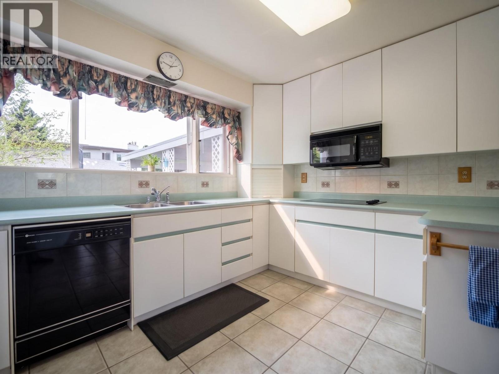 751 RIDGEVIEW Terrace - 13