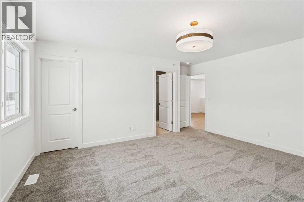 70 Prince Crescent - 16