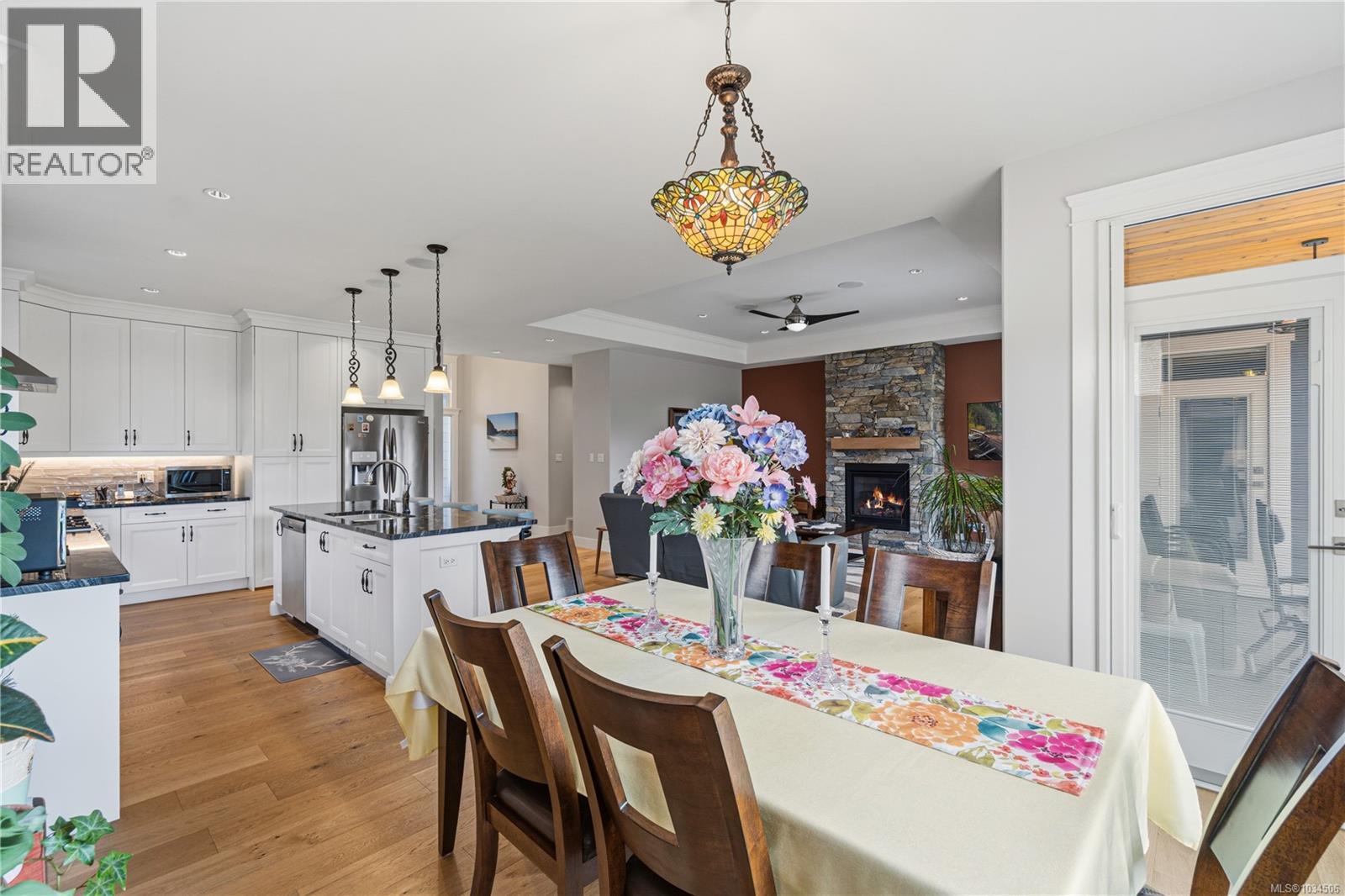 580 Avalon Pl - Image 3