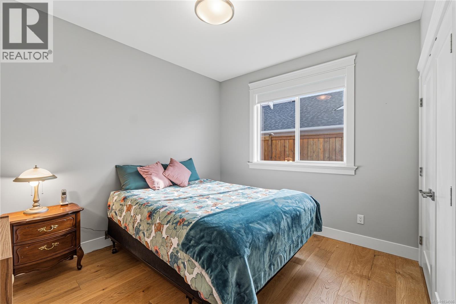 580 Avalon Pl - 8