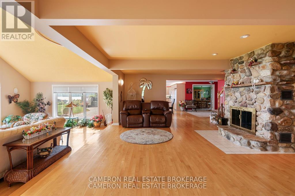 6239 59TH AVENUE - 20