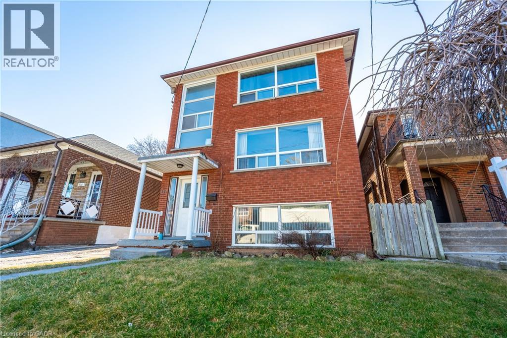 312 ATLAS Avenue, York, Ontario, M6C3P9 — Photo 4