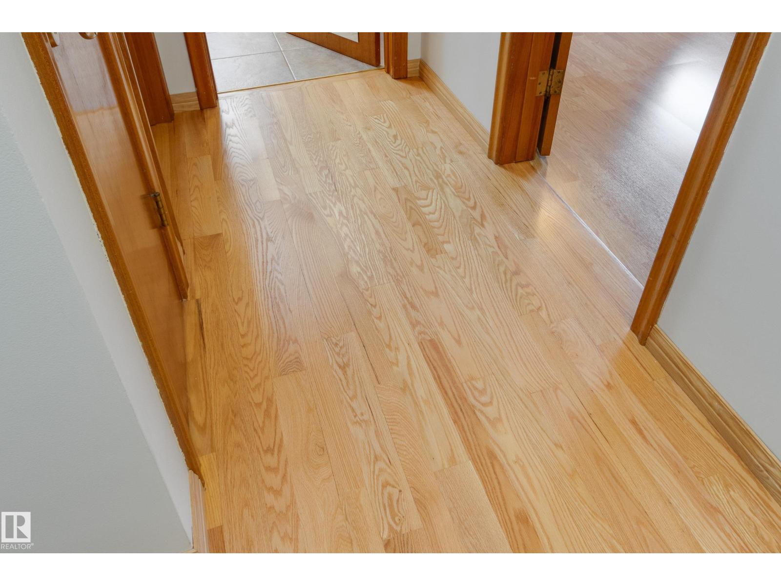 9503 77 ST NW, Edmonton