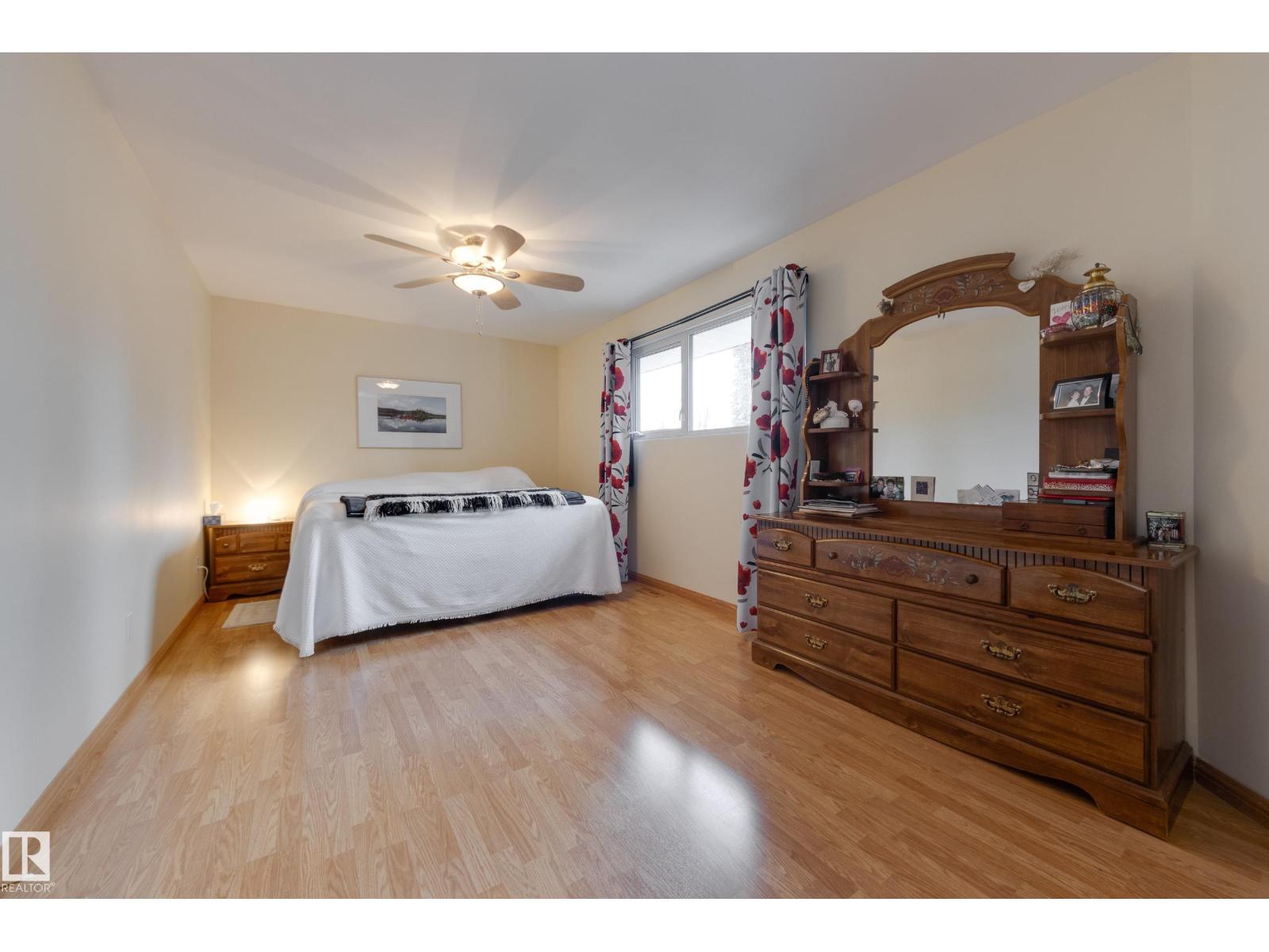 9503 77 ST NW, Edmonton