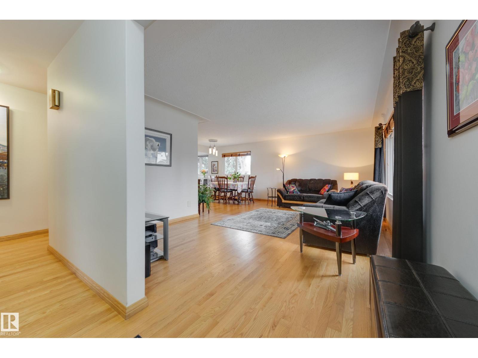 9503 77 ST NW, Edmonton