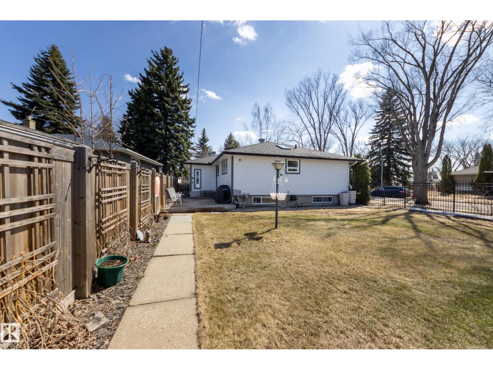 9503 77 ST NW, Edmonton