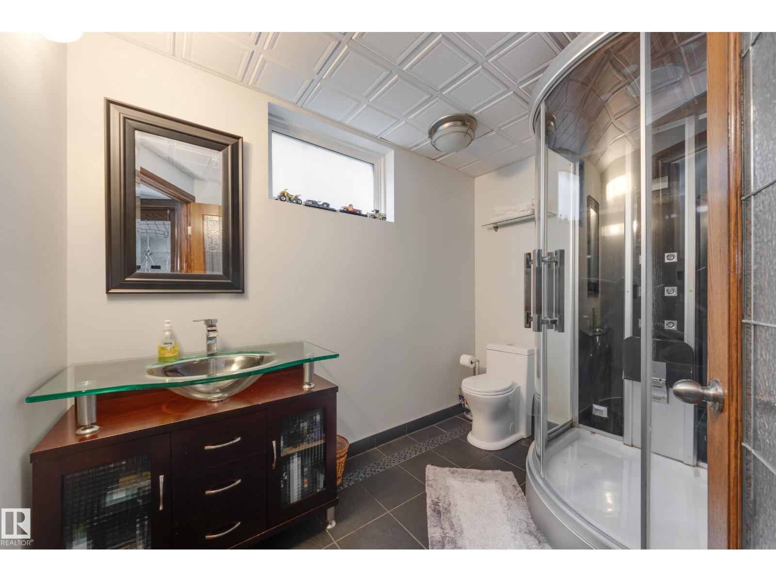 9503 77 ST NW, Edmonton