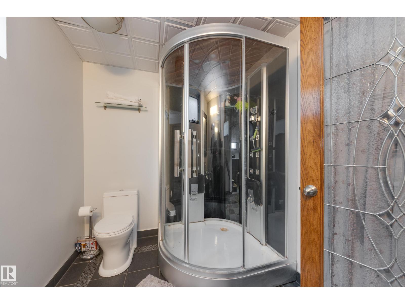 9503 77 ST NW, Edmonton