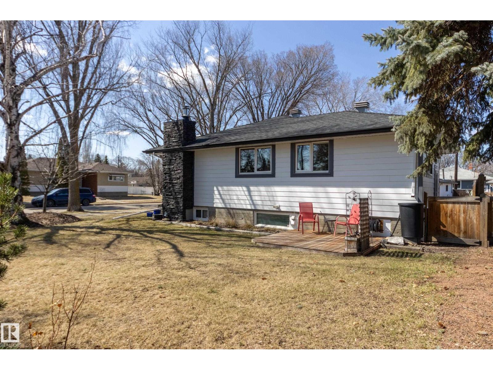 9503 77 ST NW, Edmonton