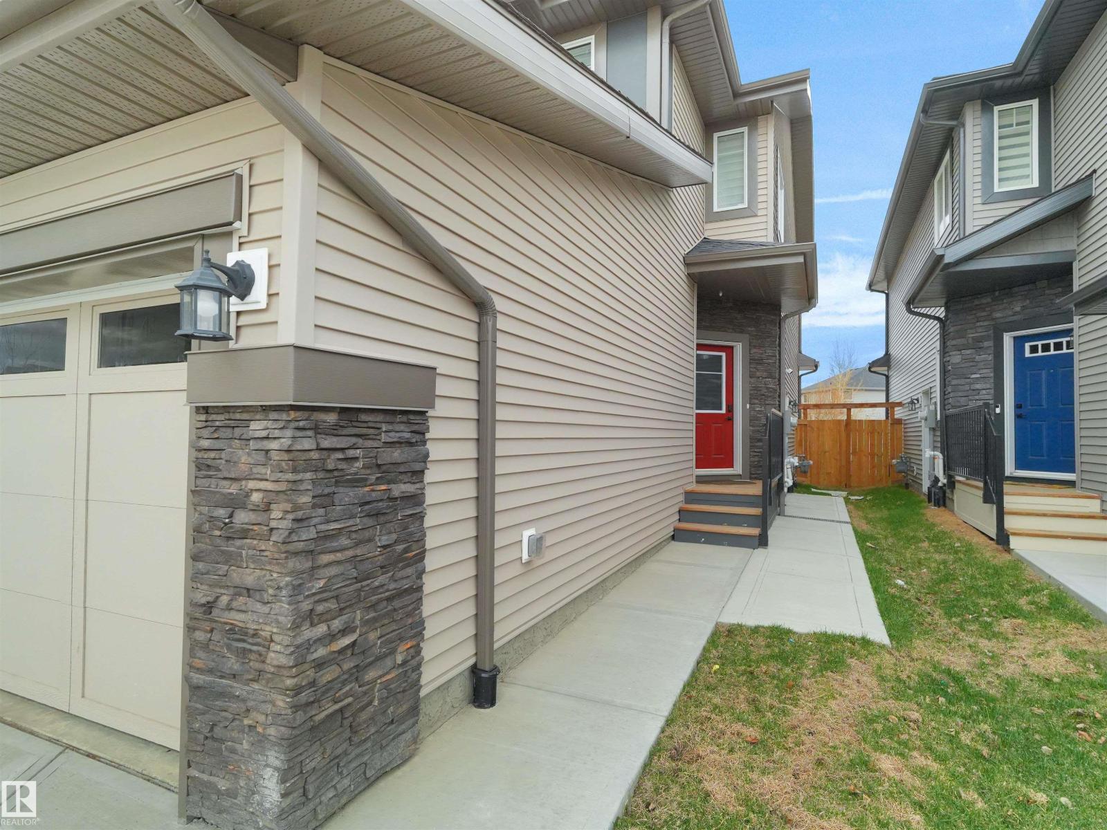 16252 19 AV SW, Edmonton