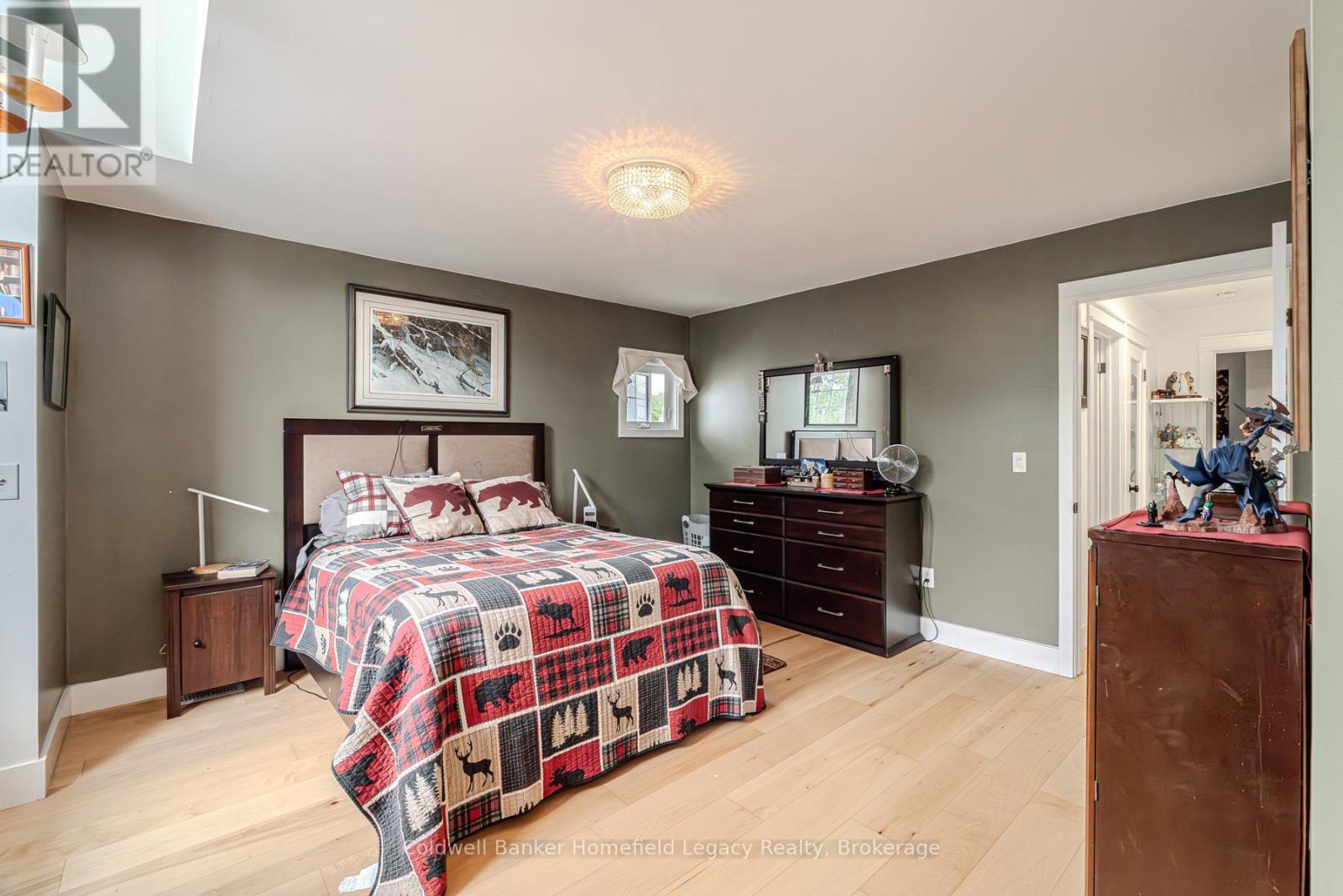 255 WATER STREET S - 11