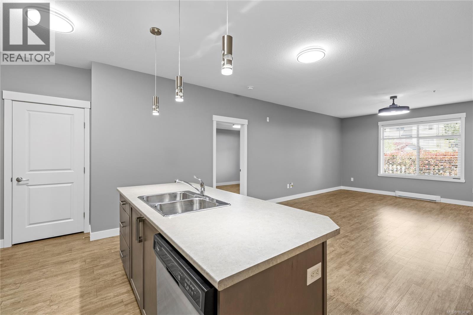 #102 1900 Tulsa Rd - 14