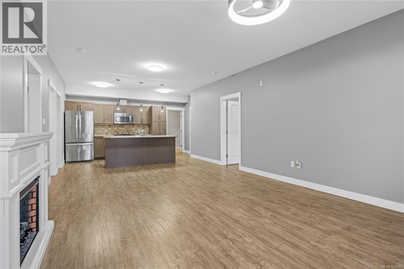 #102 1900 Tulsa Rd - 5