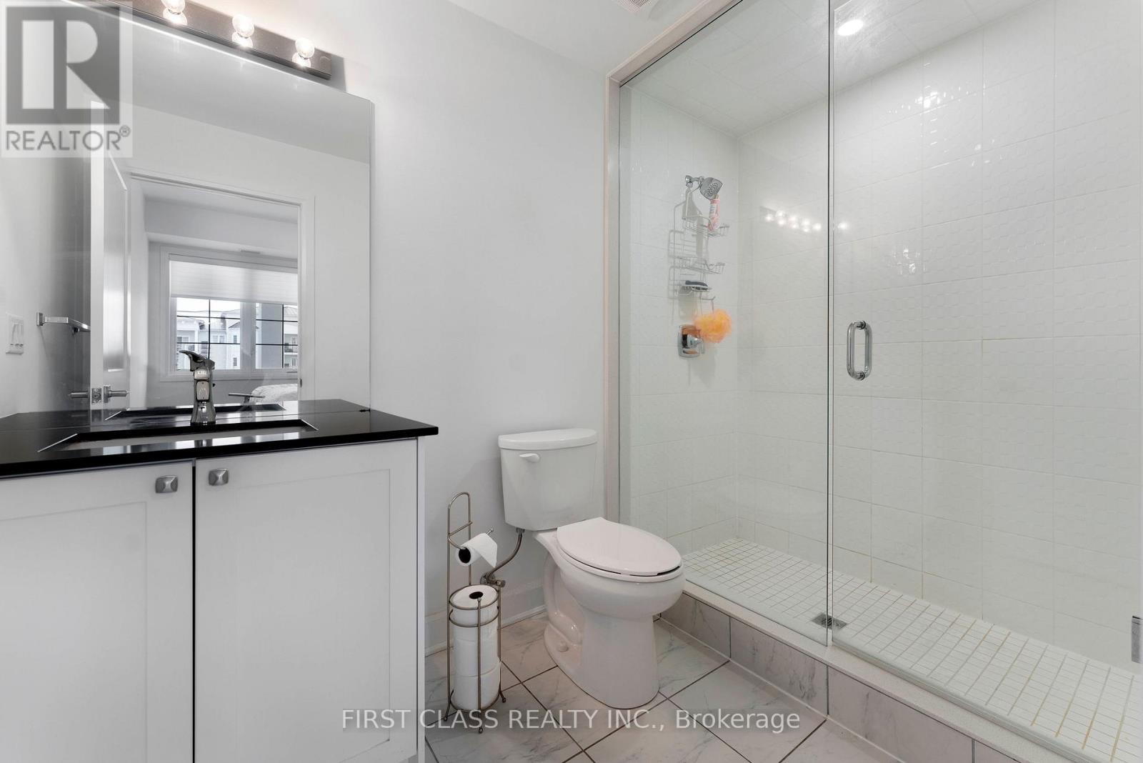 #330 50 LAKEBREEZE DRIVE - 14
