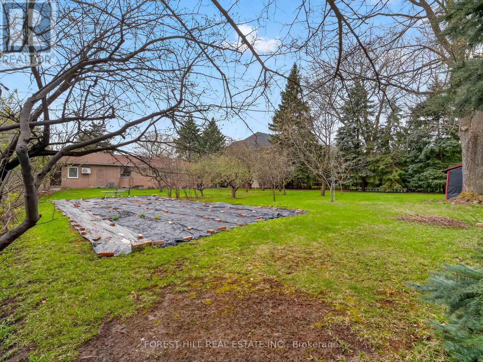 27 VAUGHAN BOULEVARD - 15