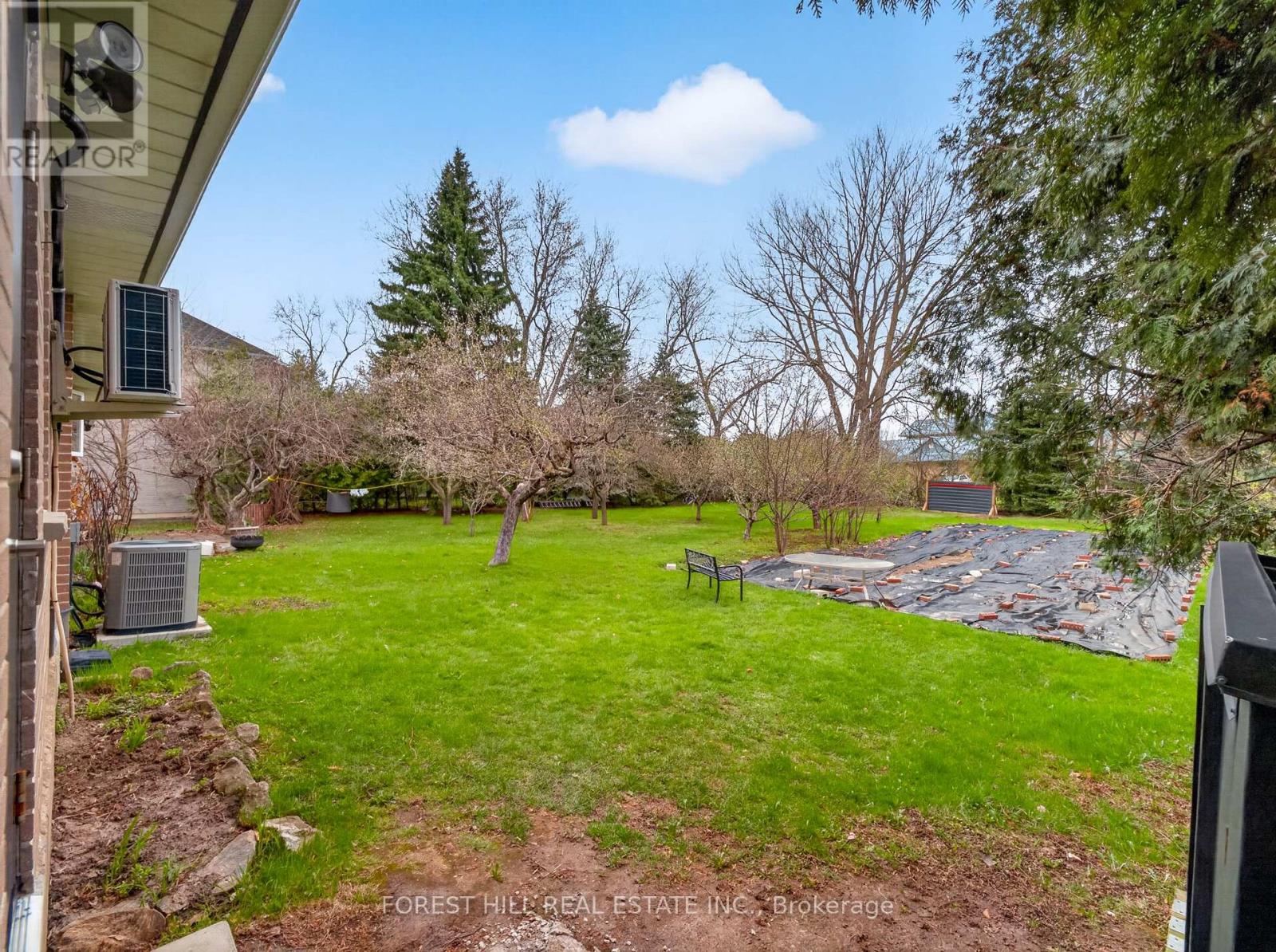 27 VAUGHAN BOULEVARD - 9