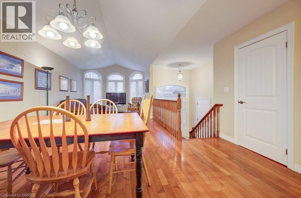 48 WILLOWDALE Crescent - 15