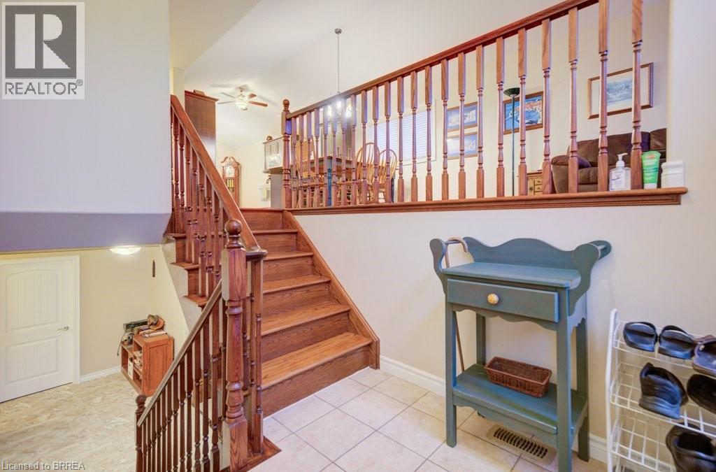48 WILLOWDALE Crescent - 4