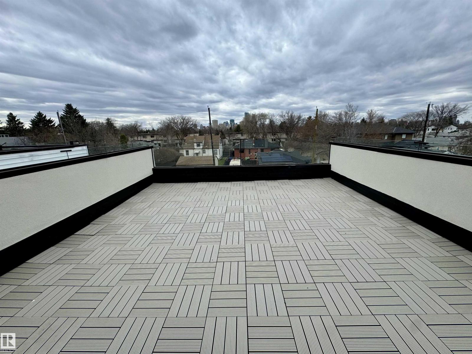 9624 86 ST NW, Edmonton