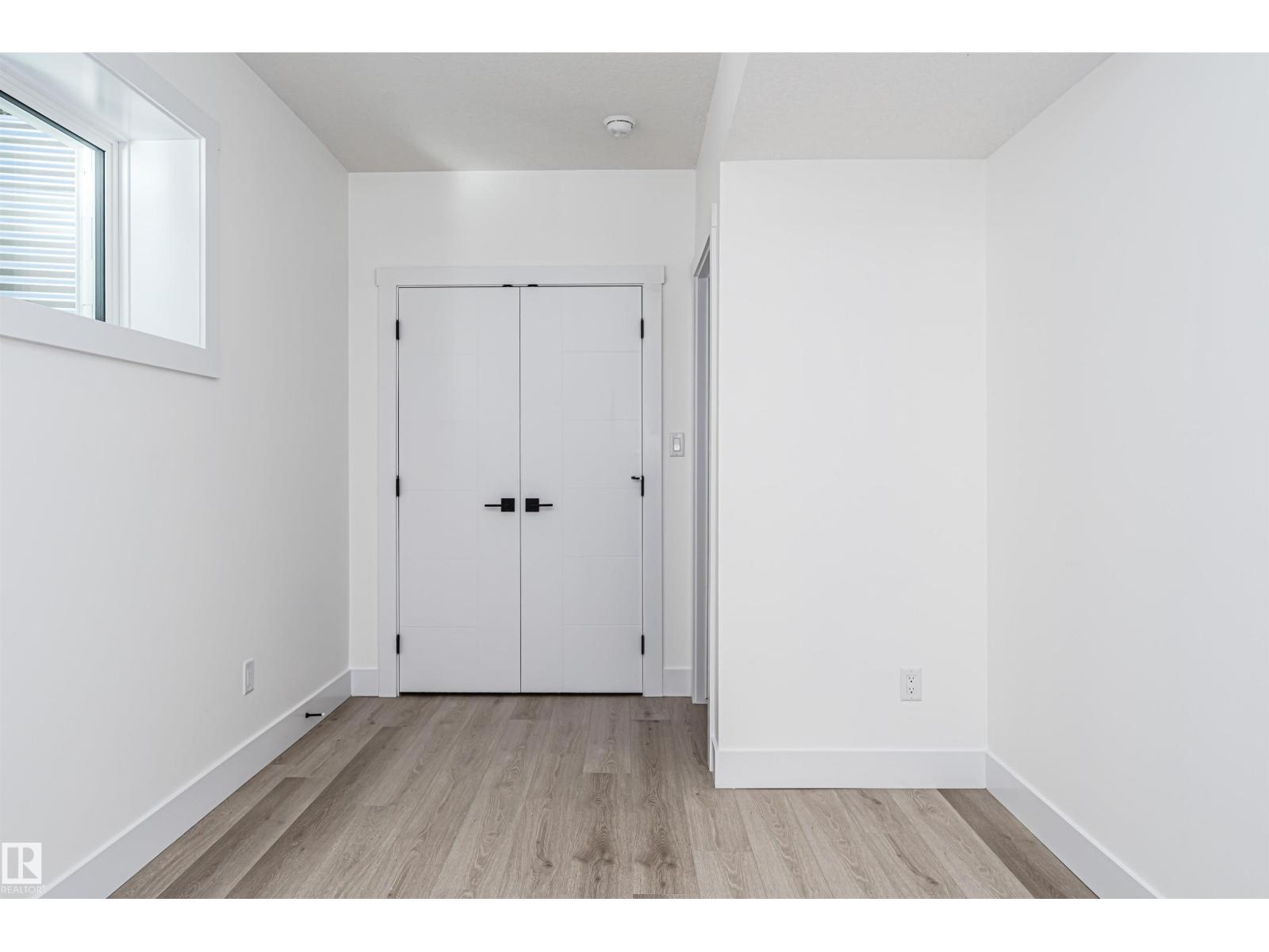 9624 86 ST NW, Edmonton