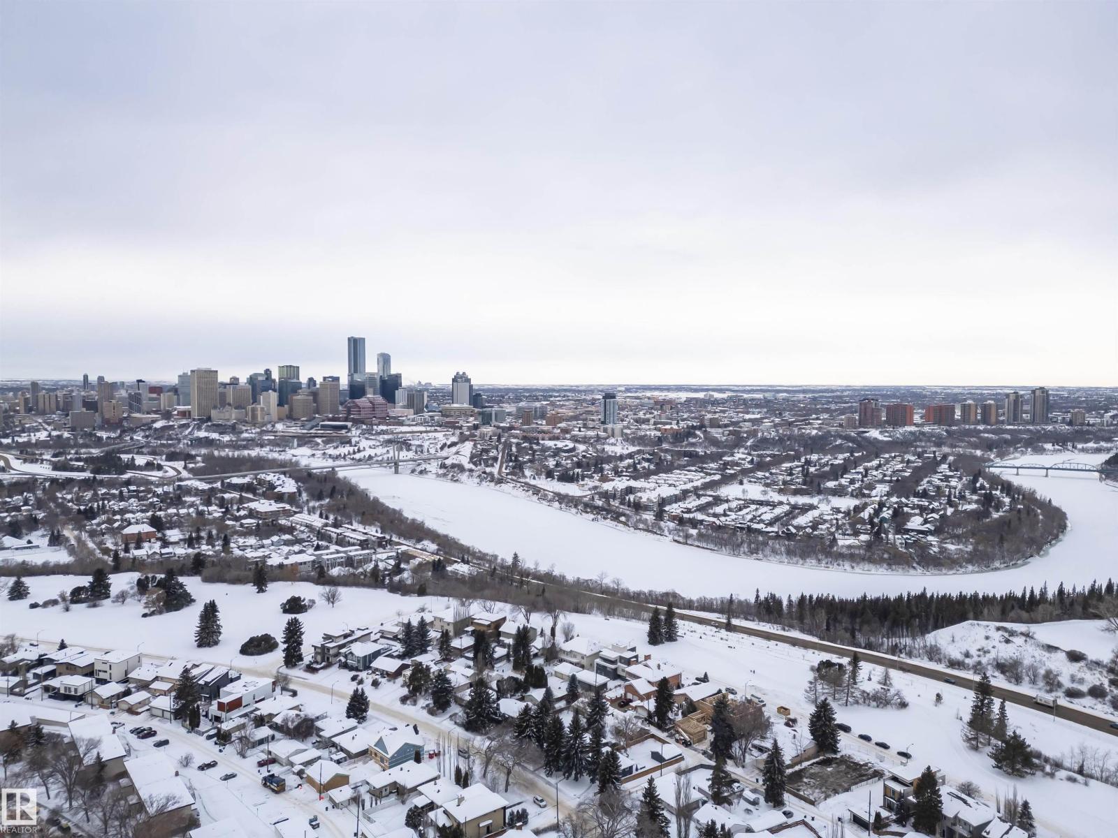 9624 86 ST NW, Edmonton