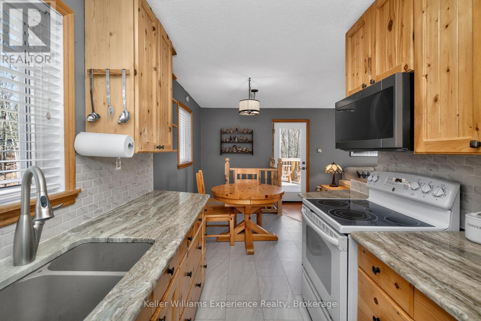 194 SAWLOG POINT ROAD - 11