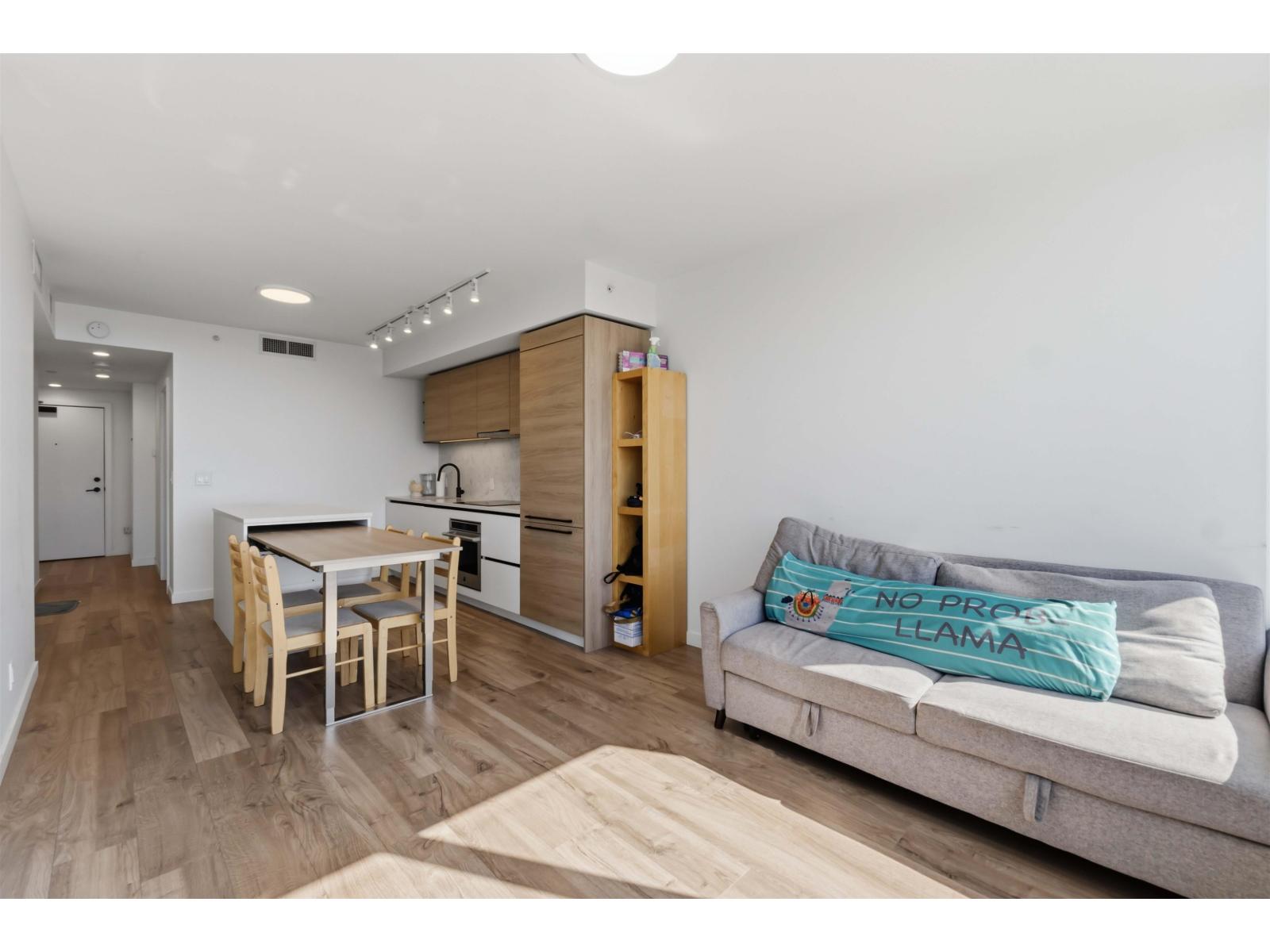 2 Bed, 1 Bath House for Sale in Surrey – 2801 10448 UNIVERSITY DRIVE, Surrey - Image 13