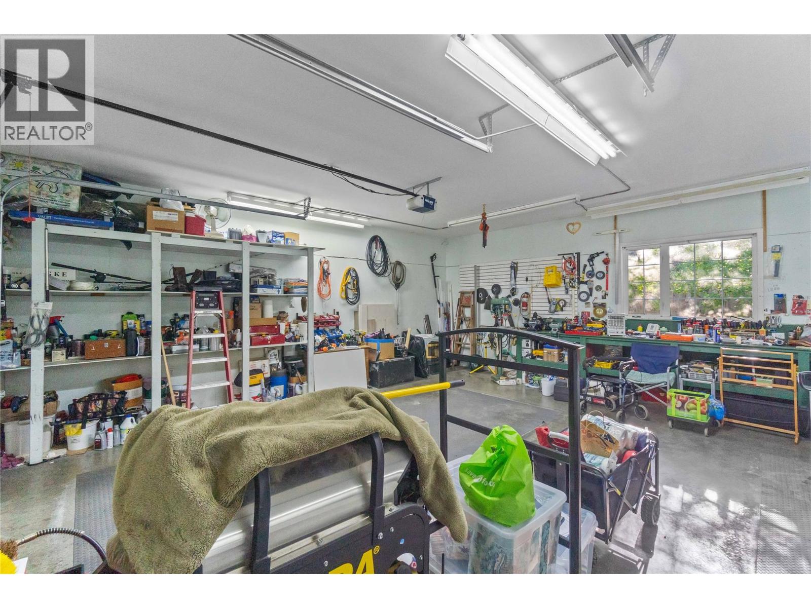  760 Mobley Road, Tappen
