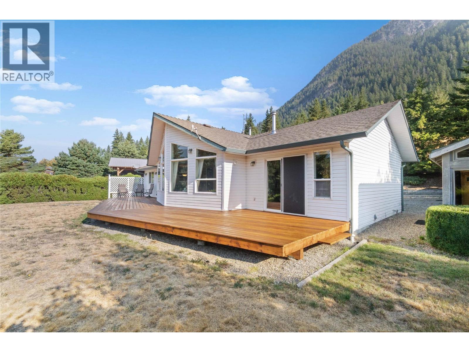  760 Mobley Road, Tappen