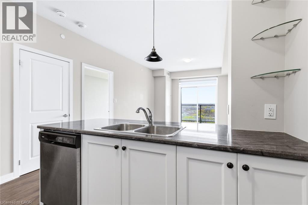 #1113 450 DUNDAS Street E - 22