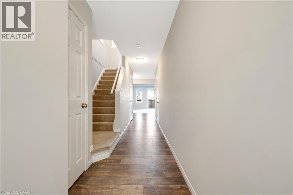 50 PINNACLE Drive Unit# 56, Kitchener, Ontario, N2P0H8 — Photo 8