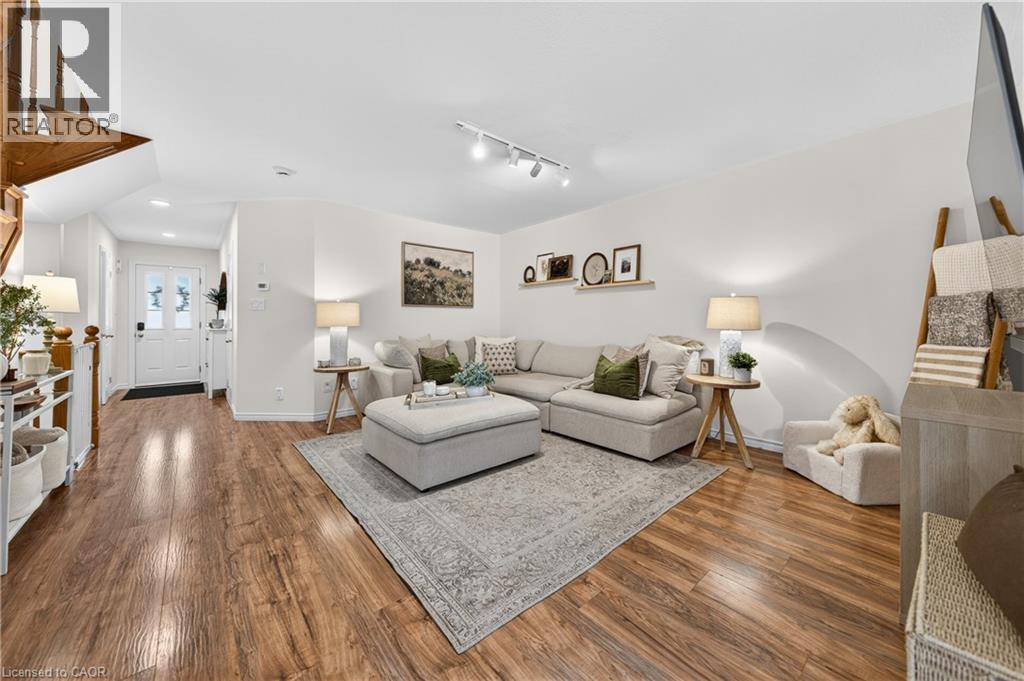 7 SOUTHSIDE Place Unit# 59, Hamilton, Ontario, L9C7W6 — Photo 8