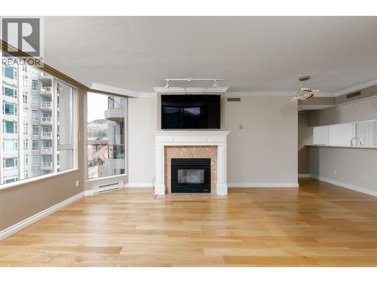 505 1160 Sunset Drive, Kelowna
