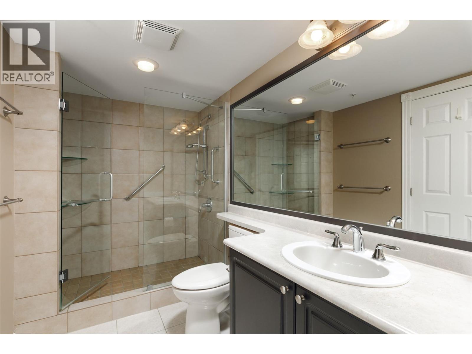 505 1160 Sunset Drive, Kelowna