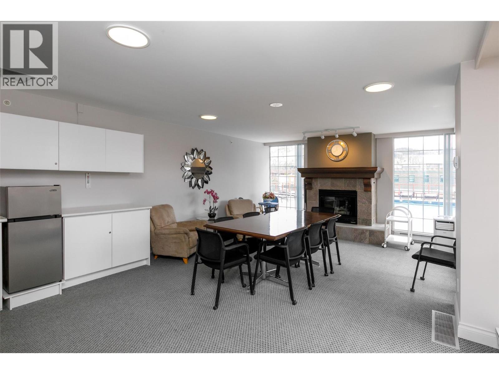 505 1160 Sunset Drive, Kelowna