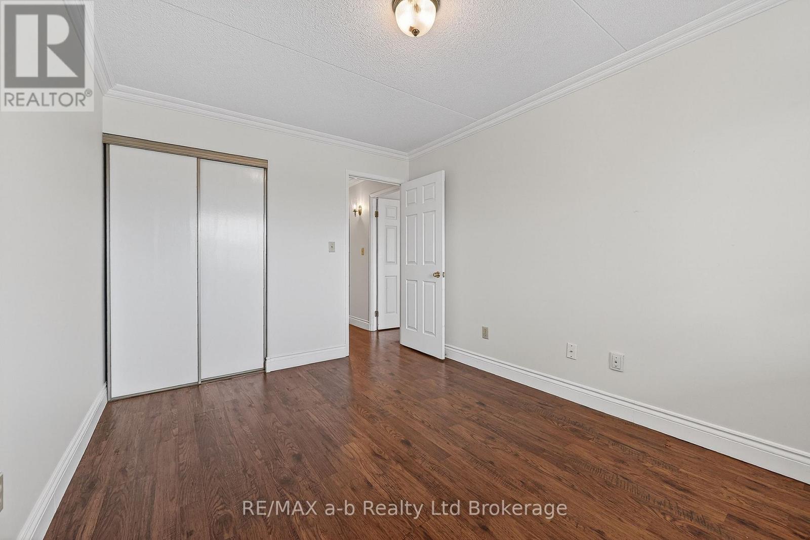 2-bedroom home for sale at 402 - 75 BRIDGE STREET E, Tillsonburg ON · photo 10 of 43
