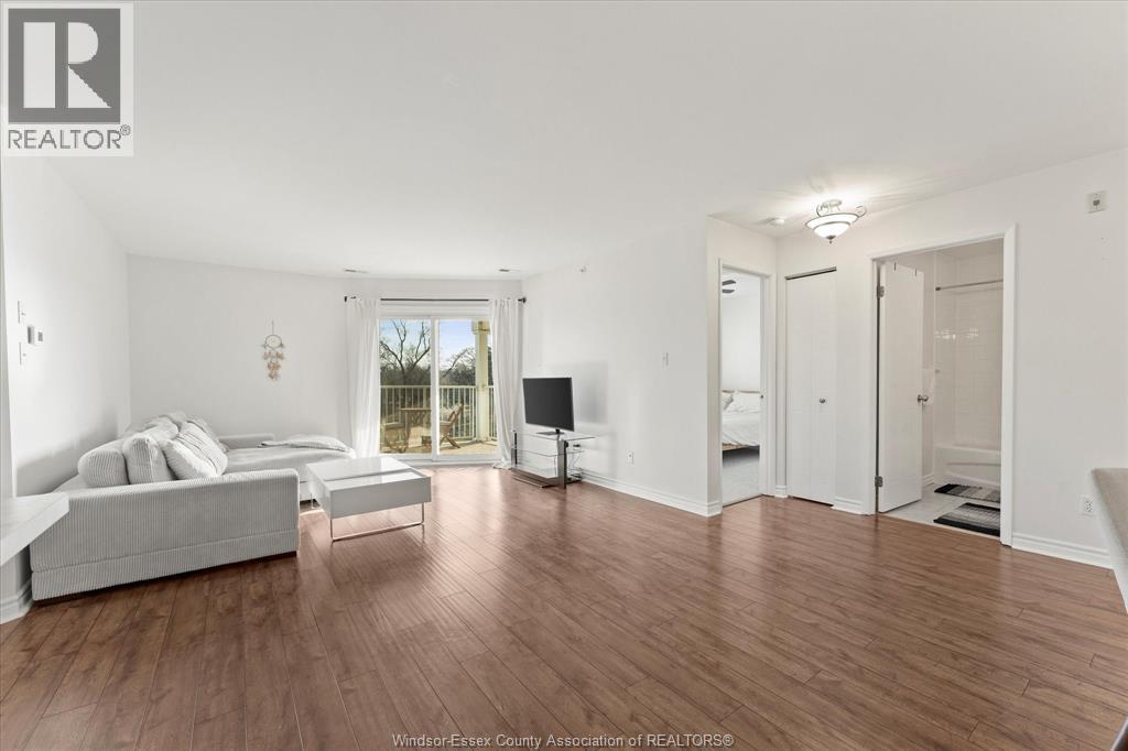 1547 GRAND MARAIS ROAD West Unit# 407, Windsor, Ontario, N9E4W2 — Photo 6