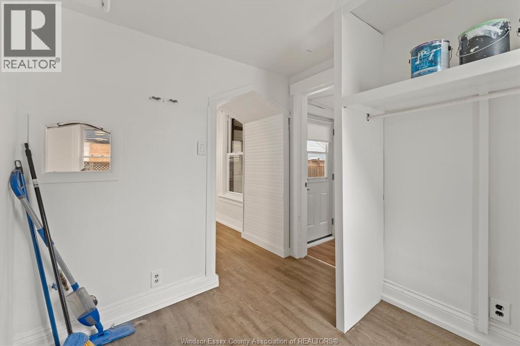 414 PARENT AVENUE - 17