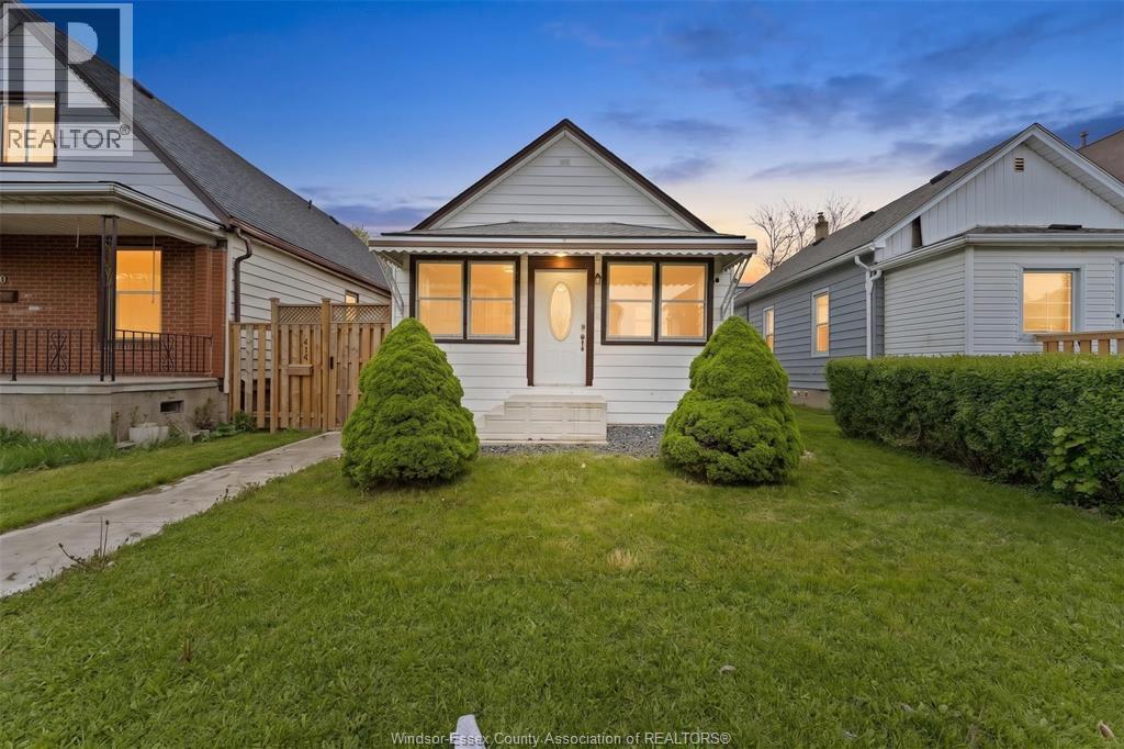 414 PARENT AVENUE - 2